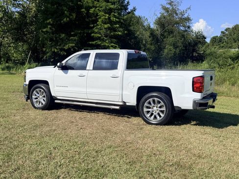 Used 2017 Chevrolet Silverado 1500 LT w/ LT Convenience Package AWD/4WD image 3