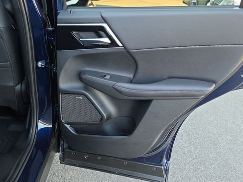 New 2026 Mitsubishi Outlander SE FWD image 27