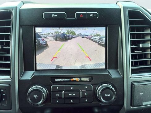 Used 2019 Ford F150 XLT w/ Equipment Group 302A Luxury AWD/4WD image 11