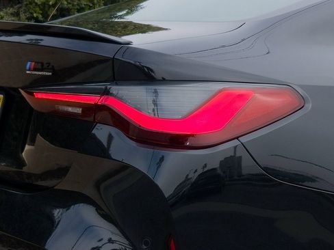 Used 2023 BMW M4 xDrive Competition w/ Executive Package image 7