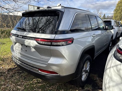 New 2025 Jeep Grand Cherokee Laredo X image 6