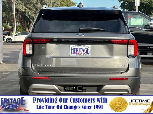 New 2026 Ford Explorer Platinum image 5