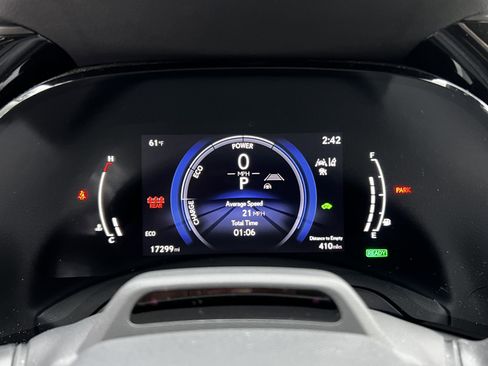 Used 2023 Lexus RX 350 w/ Cold Area Package image 21