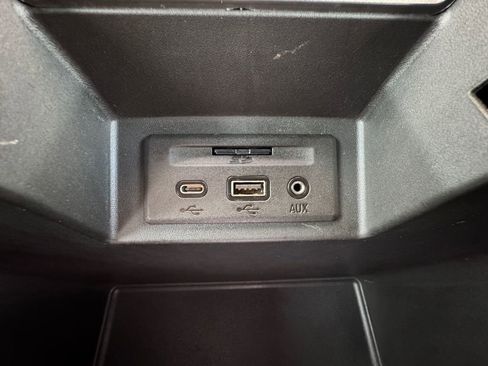 Used 2020 GMC Sierra 1500 AT4 w/ AT4 Premium Package image 31