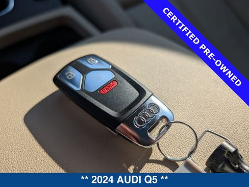 Used 2024 Audi Q5 2.0T Premium w/ Convenience Package AWD/4WD image 33