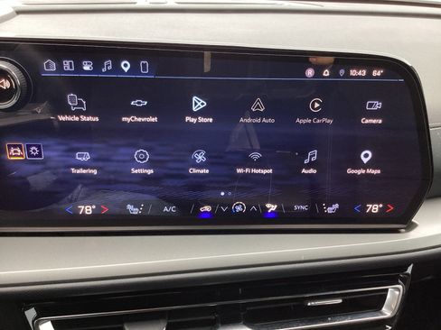 Used 2026 Chevrolet Traverse LT FWD image 22