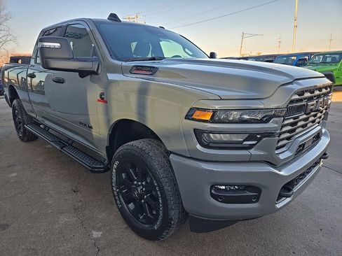 New 2026 RAM 2500 Big Horn AWD/4WD image 14
