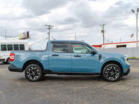 Used 2023 Ford Maverick XL image 2