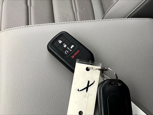 Used 2022 Honda CR-V EX-L image 10