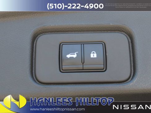 Used 2025 Nissan Pathfinder SV FWD image 11