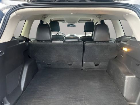 Used 2017 Ford Escape Titanium image 16