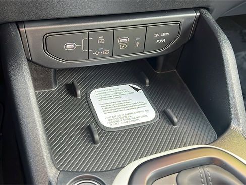 New 2025 Kia K4 GT-Line image 16