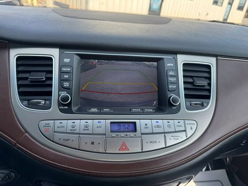 Used 2014 Hyundai Genesis 3.8 w/ Premium Package 02 RWD image 21