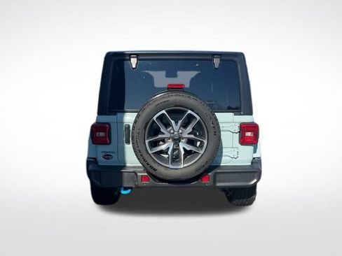 Used 2024 Jeep Wrangler Unlimited w/ Convenience Group image 6