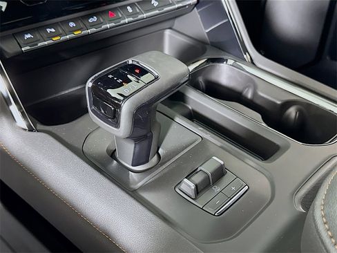 New 2026 GMC Sierra 1500 AT4 w/ AT4 Premium Package image 11