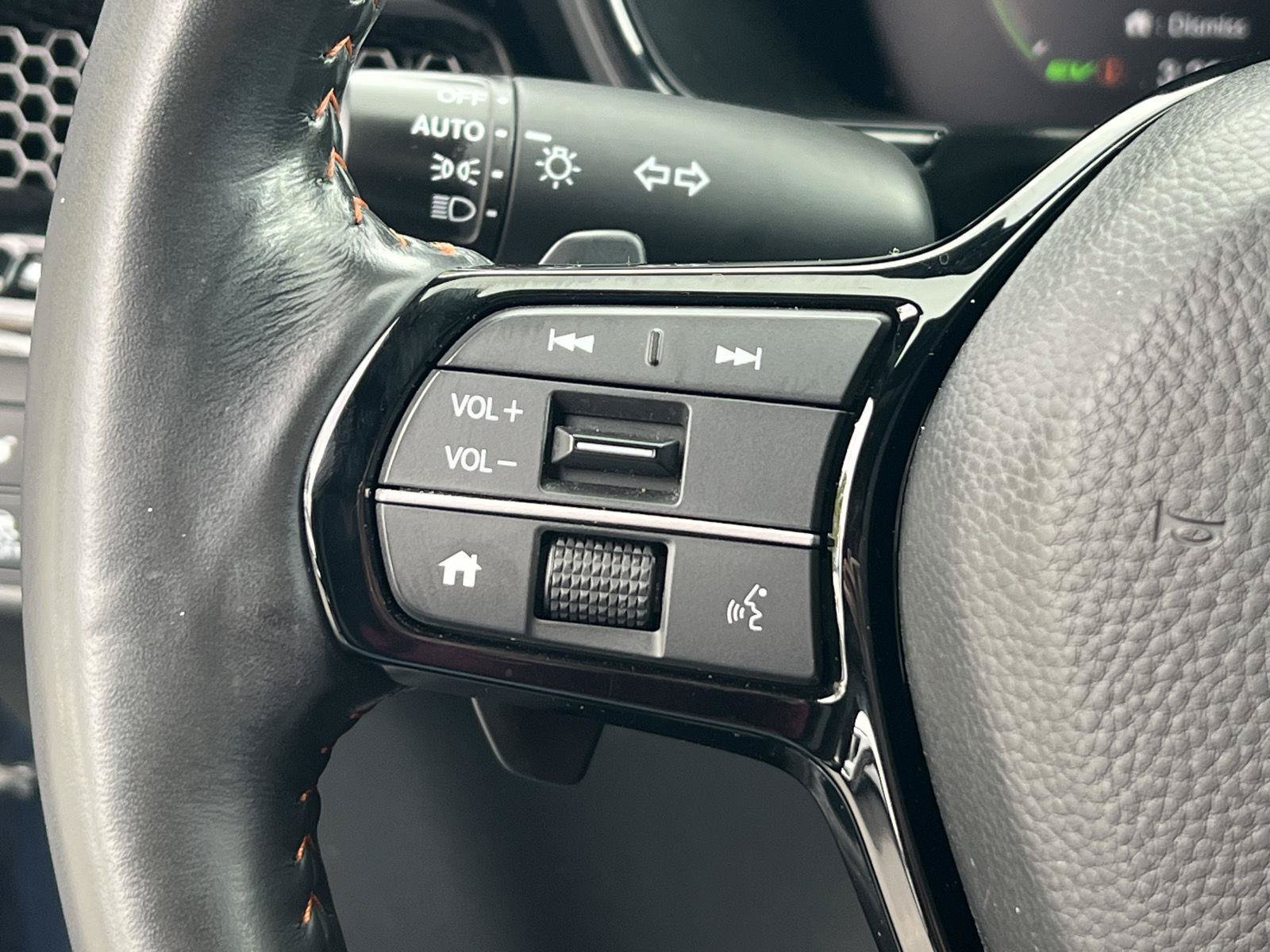 Used 2023 Honda CR-V Sport Touring image 31
