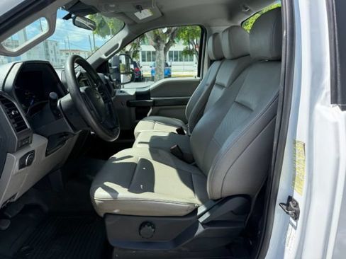 Used 2022 Ford F350 XL w/ Power Equipment Group RWD image 11