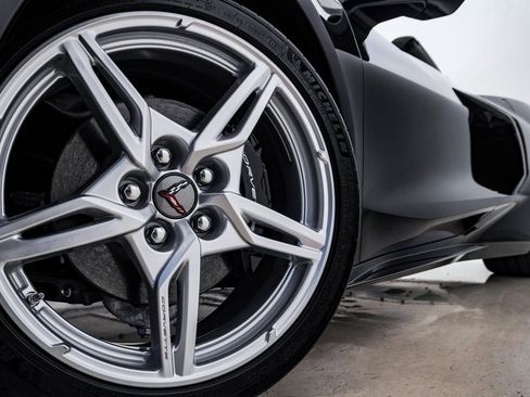 Used 2021 Chevrolet Corvette Stingray Premium Conv w/ 3LT image 5