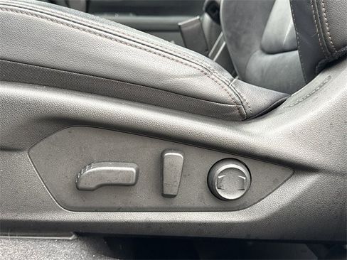 Certified 2025 Subaru Forester Touring w/ Touring Package image 22