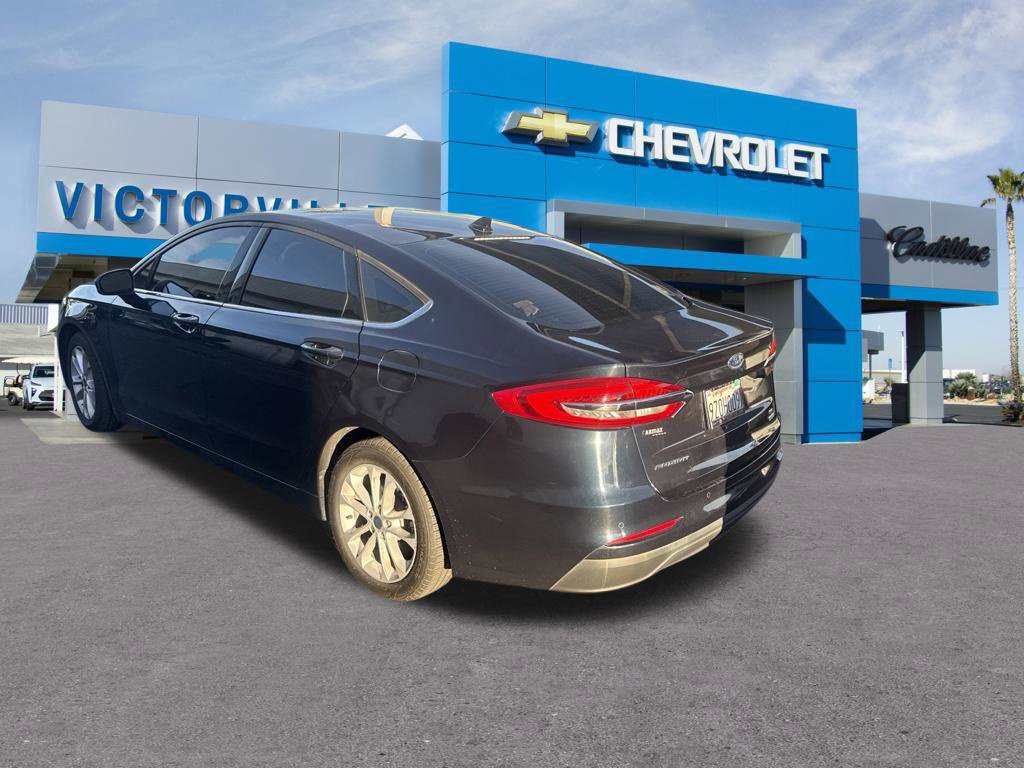 Used 2020 Ford Fusion SE FWD image 6