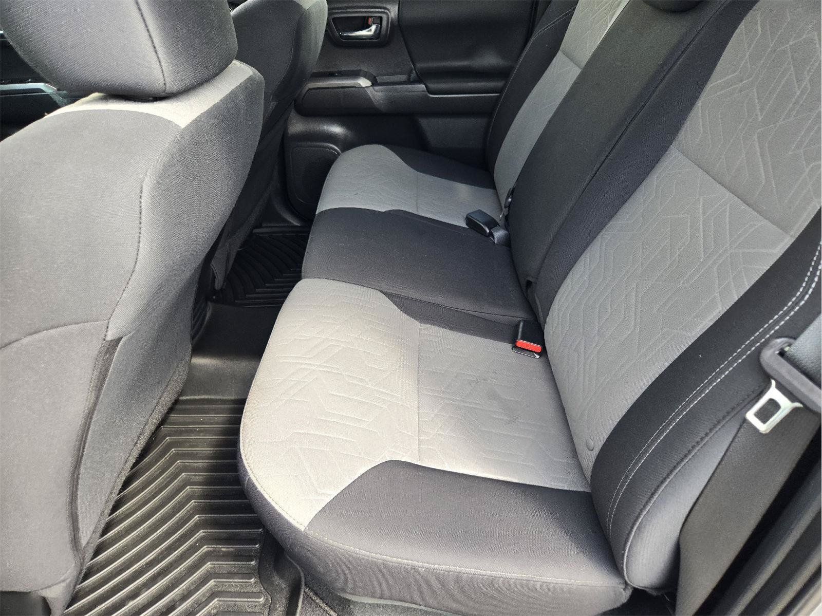 Used 2023 Toyota Tacoma TRD Sport w/ Technology Package RWD image 29