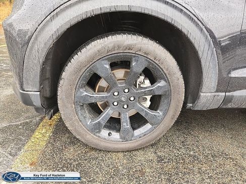 Used 2024 Ford Explorer ST-Line w/ Class IV Trailer Tow Package image 11