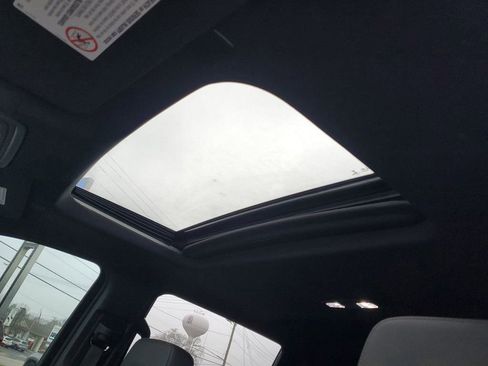 Used 2023 GMC Sierra 2500 AT4 w/ AT4 Premium Plus Package image 17