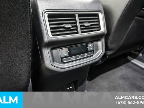 Used 2025 Volkswagen Atlas SE FWD image 59