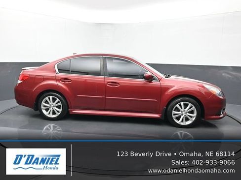 Used 2013 Subaru Legacy 2.5i Limited AWD/4WD image 7