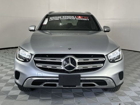 Used 2022 Mercedes-Benz GLC 300 4MATIC w/ Premium Package Lite image 3