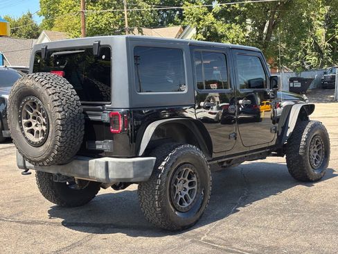 Used 2015 Jeep Wrangler Unlimited Sport w/ Quick Order Package 24S AWD/4WD image 8