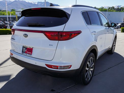 Used 2019 Kia Sportage EX w/ EX Technology Package AWD/4WD image 8