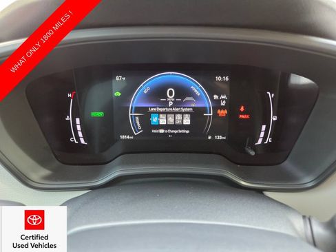 Used 2026 Toyota Corolla LE FWD image 31