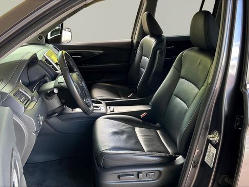 Used 2019 Honda Ridgeline RTL image 22