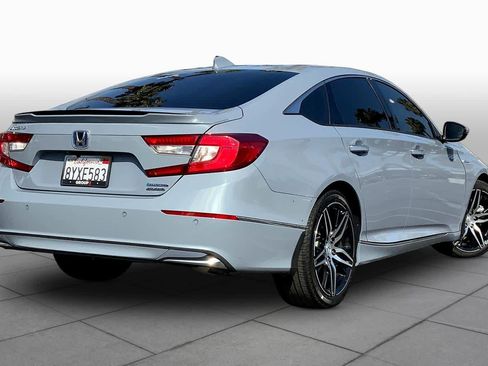 Used 2021 Honda Accord Touring image 12