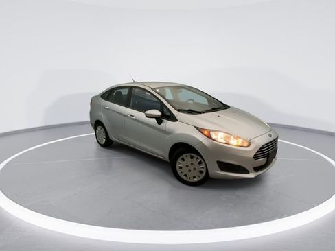 Used 2016 Ford Fiesta S FWD image 8