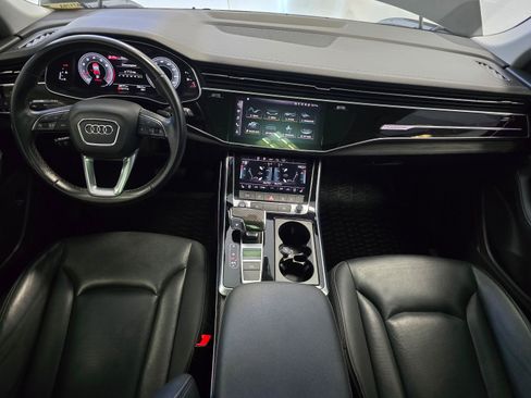 Used 2023 Audi Q8 Premium Plus image 17