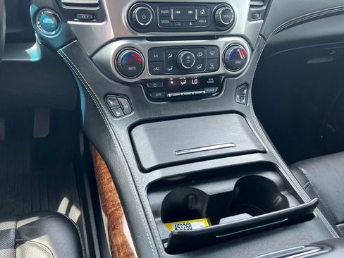 Used 2018 Chevrolet Tahoe Premier AWD/4WD image 21
