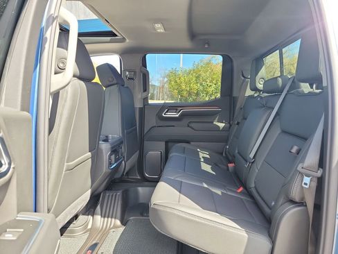 New 2026 GMC Sierra 1500 Denali w/ Denali Reserve Package AWD/4WD image 10