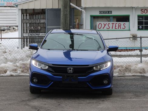 Used 2017 Honda Civic EX-L image 2