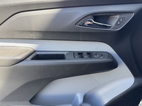 New 2027 Chevrolet Bolt LT w/ Comfort Package FWD image 10