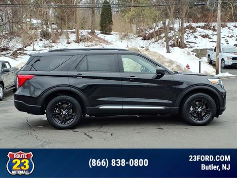 Certified 2023 Ford Explorer XLT w/ Equipment Group 202A image 9