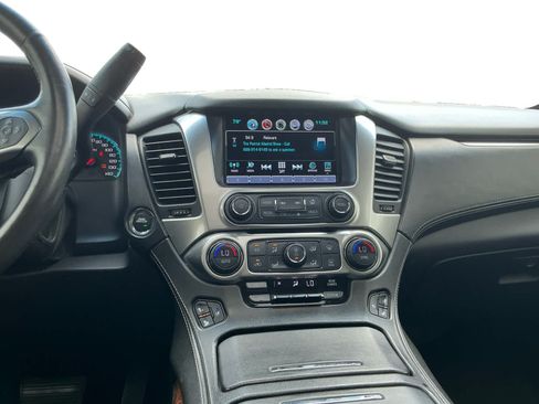 Used 2017 Chevrolet Suburban Premier AWD/4WD image 11