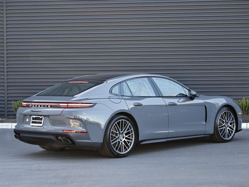 New 2026 Porsche Panamera 4 image 7