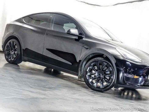 Used 2021 Tesla Model Y Long Range AWD/4WD image 4