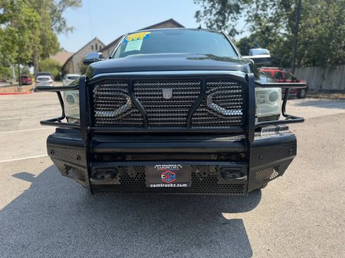 Used 2018 RAM 2500 Laramie AWD/4WD image 2