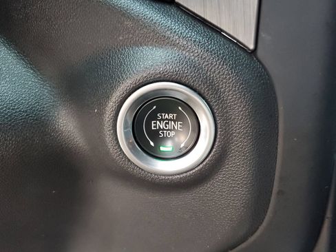 Used 2022 GMC Sierra 1500 Denali w/ Denali Premium Package AWD/4WD image 26