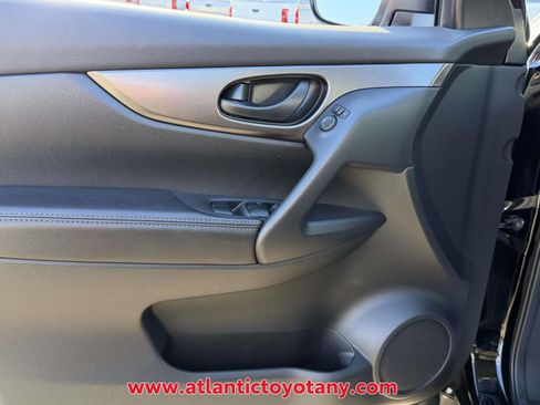 Used 2022 Nissan Rogue Sport S AWD/4WD image 21