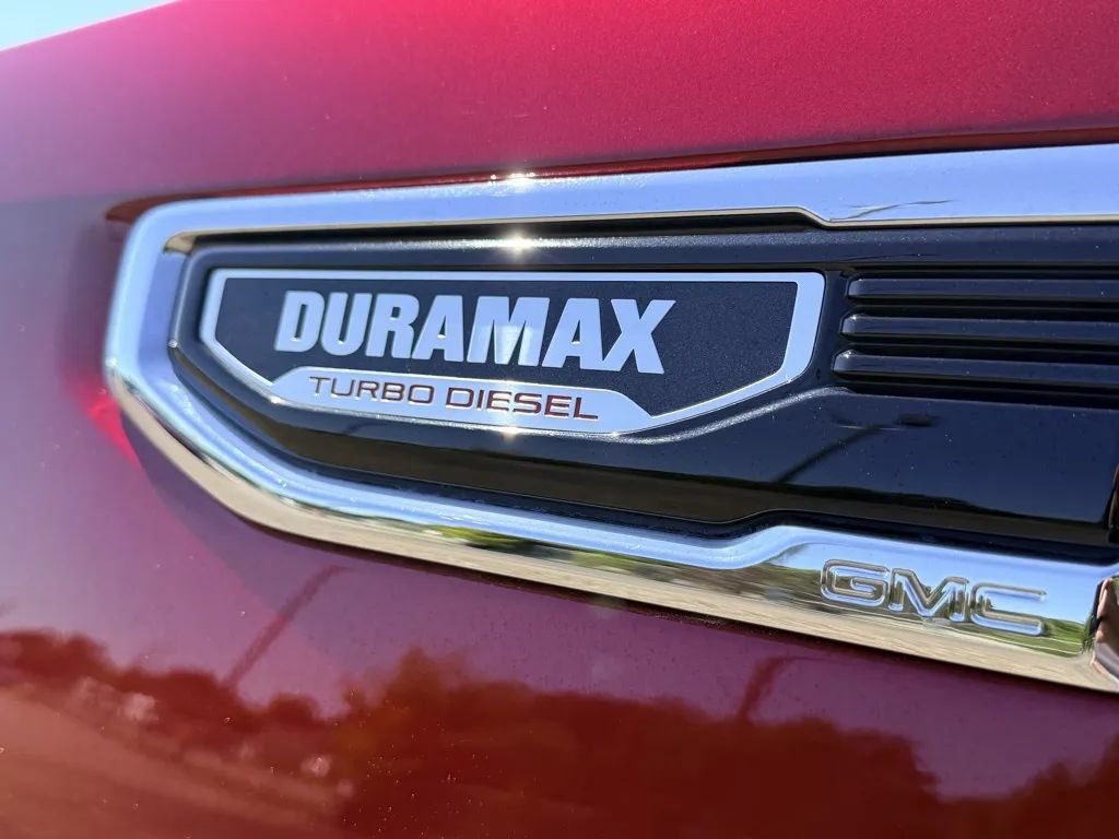 Used 2024 GMC Sierra 1500 Denali AWD/4WD image 10