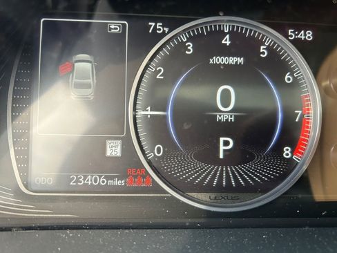Used 2024 Lexus ES 350 w/ Premium Package FWD image 18